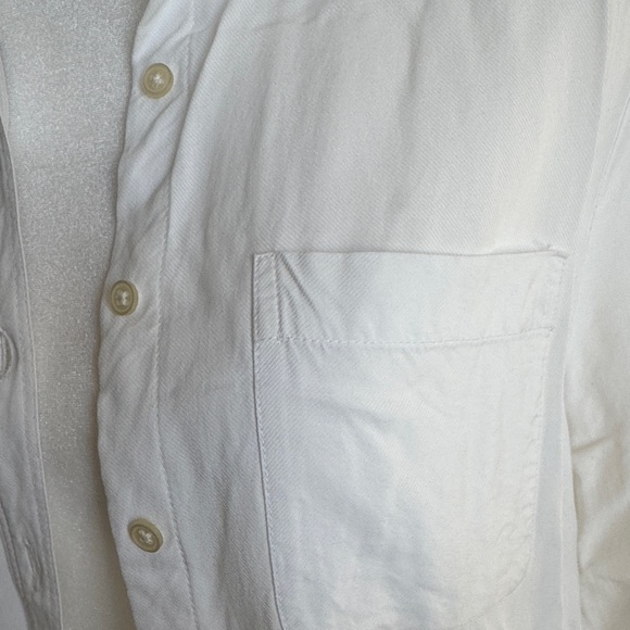 Loft Fashion Crisp White Shirt - Picture 3 of 8